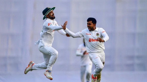 মিরপুর টেস্টের তৃতীয় দিন ব্যাটে আয়ারল্যান্ডের লিড