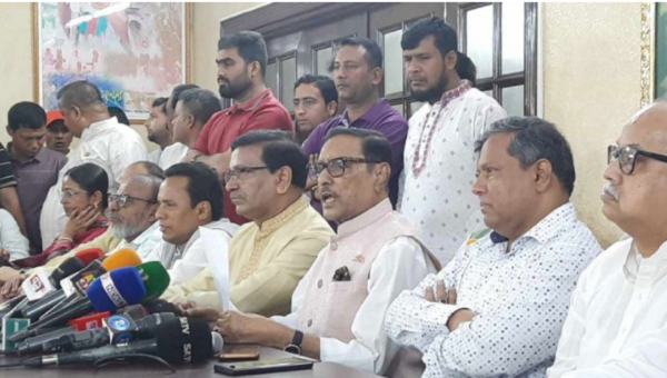 সাংবাদিকরা বাংলাদেশ ব্যাংকে কেন ঢুকবেন, প্রশ্ন ওবায়দুল কাদেরের