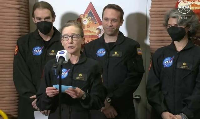 টেক্সাসে মঙ্গলের অনুরূপ এক মিশন শেষ করলেন চার বিজ্ঞানী