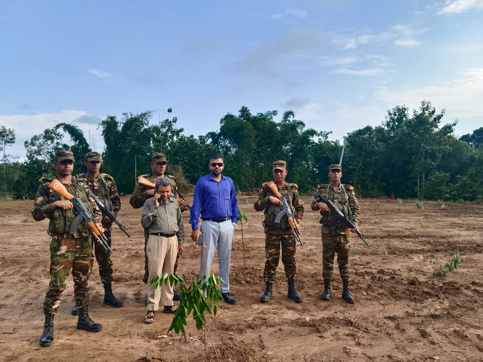 চট্টগ্রাম ফটিকছড়িতে অবৈধ দখলদার থেকে এক একর জমি উদ্ধার