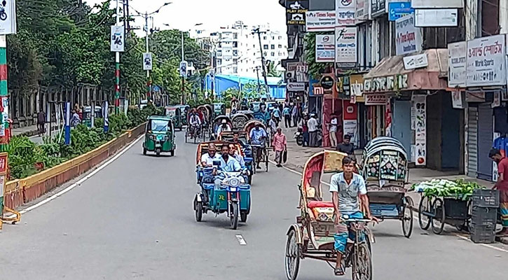 গণঅভ্যুত্থানের পর স্বাভাবিক হচ্ছে নগর