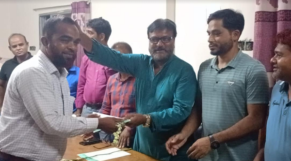 সিরাজগঞ্জ প্রেসক্লাবের নতুন সদস্য অন্তর্ভুক্ত হয়েছেন জেলায় কর্মরত ২৫ জন গণমাধ্যম কর্মী