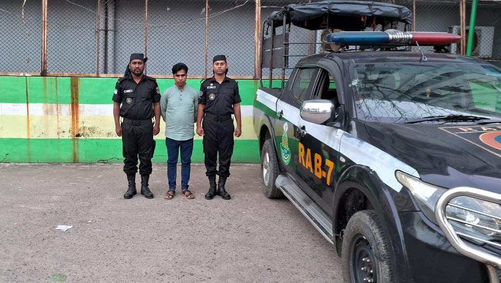 র‍্যাবের মাদকবিরোধী অভিযানে ৯১০০পিস ইয়াবাসহ গ্রেফতার ০১
