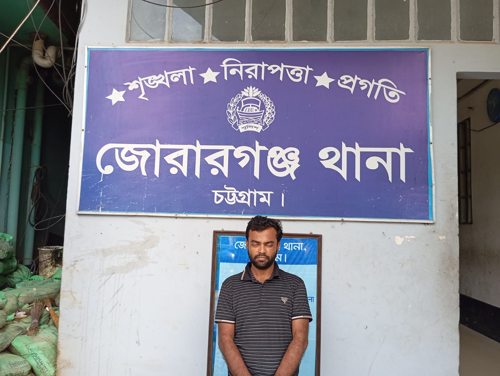 জোরারগঞ্জ থানা পুলিশের অভিযানে ১০০পিস ইয়াবাসহ গ্রেফতার ১