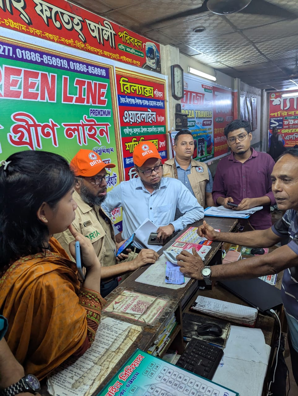 ঈদ যাত্রায় সচেতনতামূলক তৎপরতা ও ভ্রাম্যমান আদালত পরিচালনা