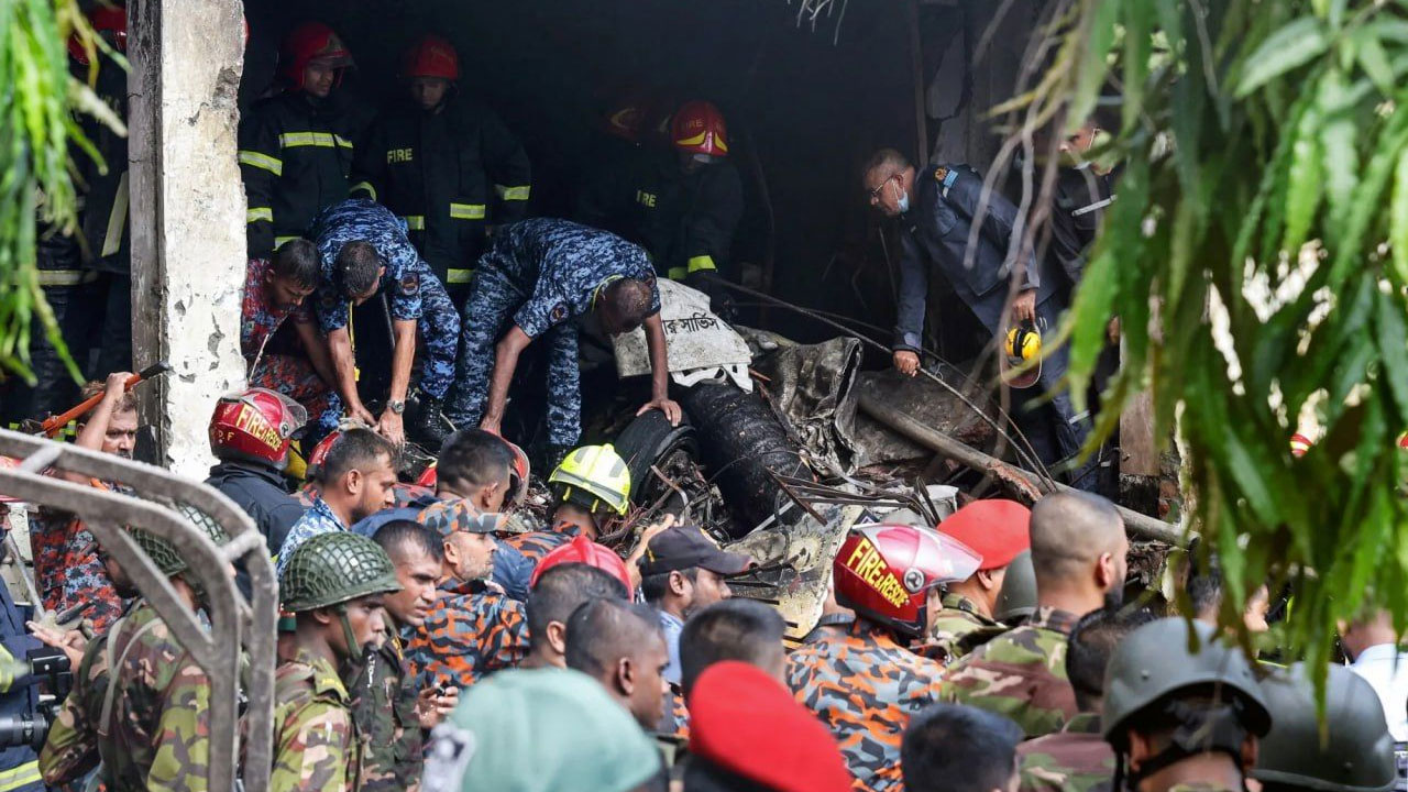 মাইলস্টোন ট্রাজেডি : বিমান বিধ্বস্তে নিহতের সংখ্যা বেড়ে ৩১ : আইএসপিআর
