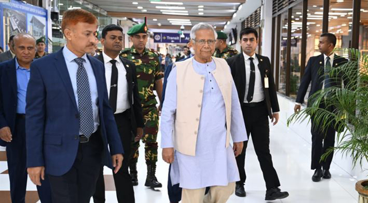 ইতালির পথে প্রধান উপদেষ্টা