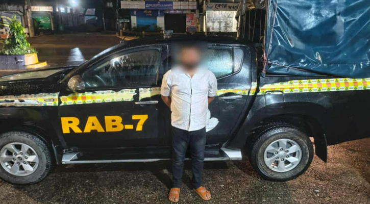 চান্দগাঁওয়ে হত্যা মামলার আসামি গ্রেপ্তার