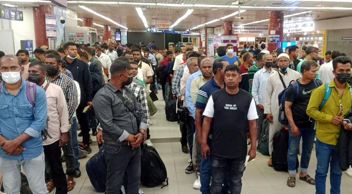 লিবিয়া থেকে দেশে ফিরছেন আরও তিন শতাধিক বাংলাদেশি