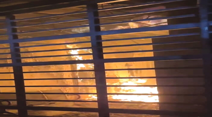 বন্ধ থাকা হাসপাতালে আগুন