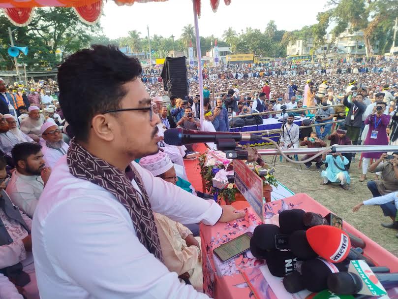 রাজনীতিতে নতুন দৃষ্টান্ত গড়তে চাই