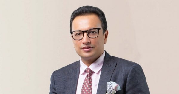 স্ত্রীসহ দিলীপ আগারওয়ালার আয়কর নথি জব্দের নির্দেশ