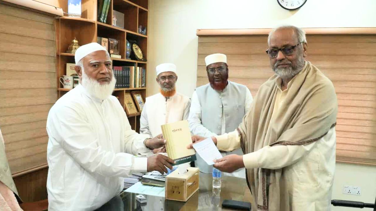 জামায়াতে যোগ দিলেন বিএনপির সাবেক এমপি আক্তারুজ্জামান