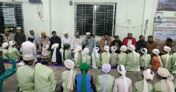 রাঙামাটিতে বেগম জিয়ার রোগমুক্তি কামনায় যুবদল ও ছাত্রদলের দোয়া মাহফিল