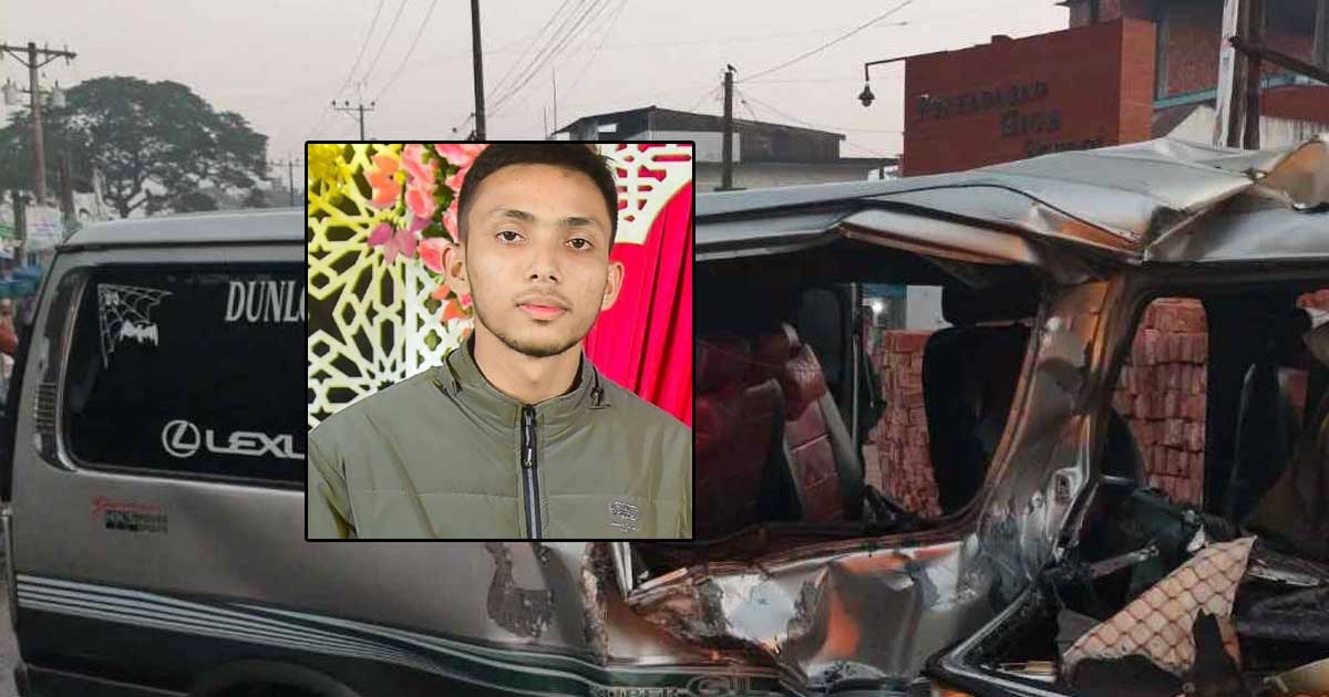 হাটহাজারীতে মাইক্রোবাস–ট্রাক সংঘর্ষে চালক নিহত