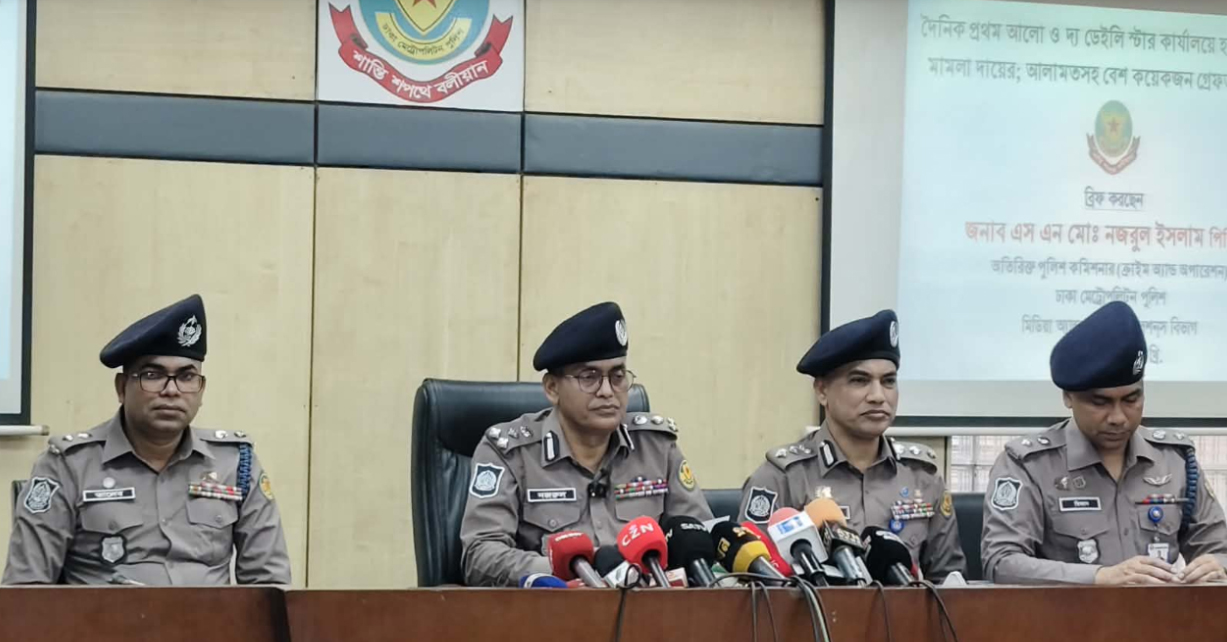 প্রথম আলোয় হামলা-ভাঙচুরের ঘটনায় ১৭ জন গ্রেপ্তার, ৩১ জন শনাক্ত
