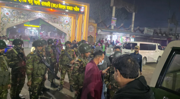 রাজধানীতে ম্যাজিস্ট্রেটদের সাঁড়াশি অভিযান, ১৩৪ সন্ত্রাসী ও মাদকাসক্ত গ্রেপ্তার