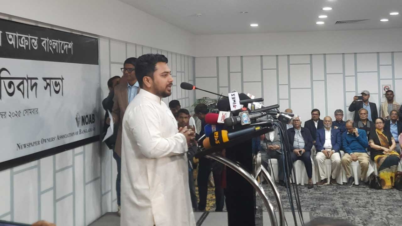 এমন হামলা কোনোভাবেই গ্রহণযোগ্য নয়, অবশ্যই ব্যবস্থা নিতে হবে : নাহিদ ইসলাম