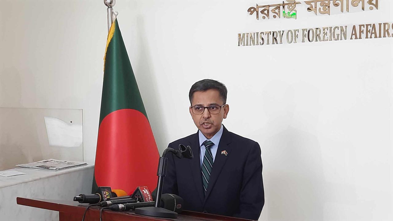 ওসমান হাদি গুলিবিদ্ধ : ঢাকায় ভারতীয় হাইকমিশনারকে তলব