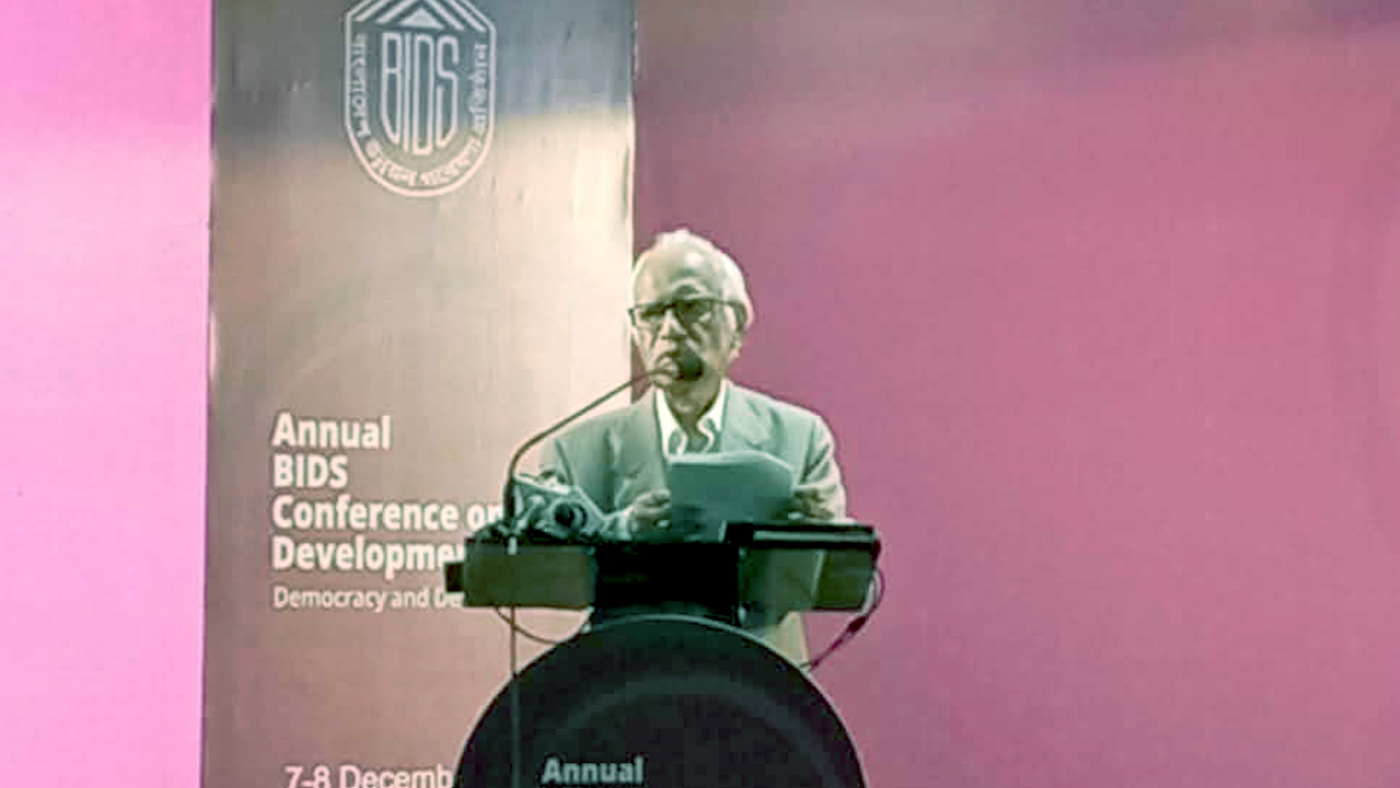 অবৈধ আয়ে পরিচালিত রাজনীতি চাঁদাবাজিকে উৎসাহিত করে : পরিকল্পনা উপদেষ্টা