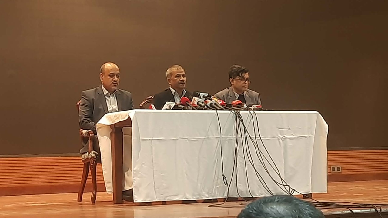 ‘গণঅভ্যুত্থান সুরক্ষা ও দায় নির্ধারণ অধ্যাদেশ’ অনুমোদন করেছে সরকার : আইন উপদেষ্টা