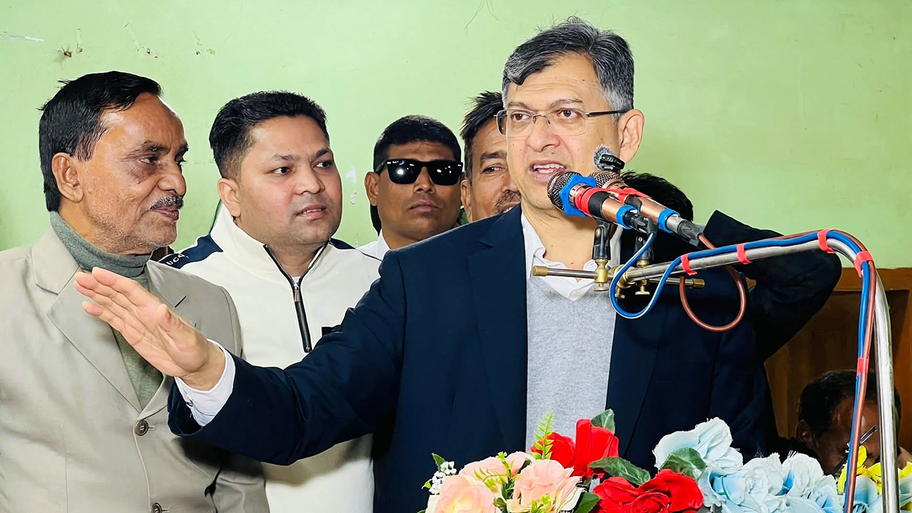 আ.লীগ ভারতের সেবাদাস সরকার ছিল : সালাহউদ্দিন আহমেদ