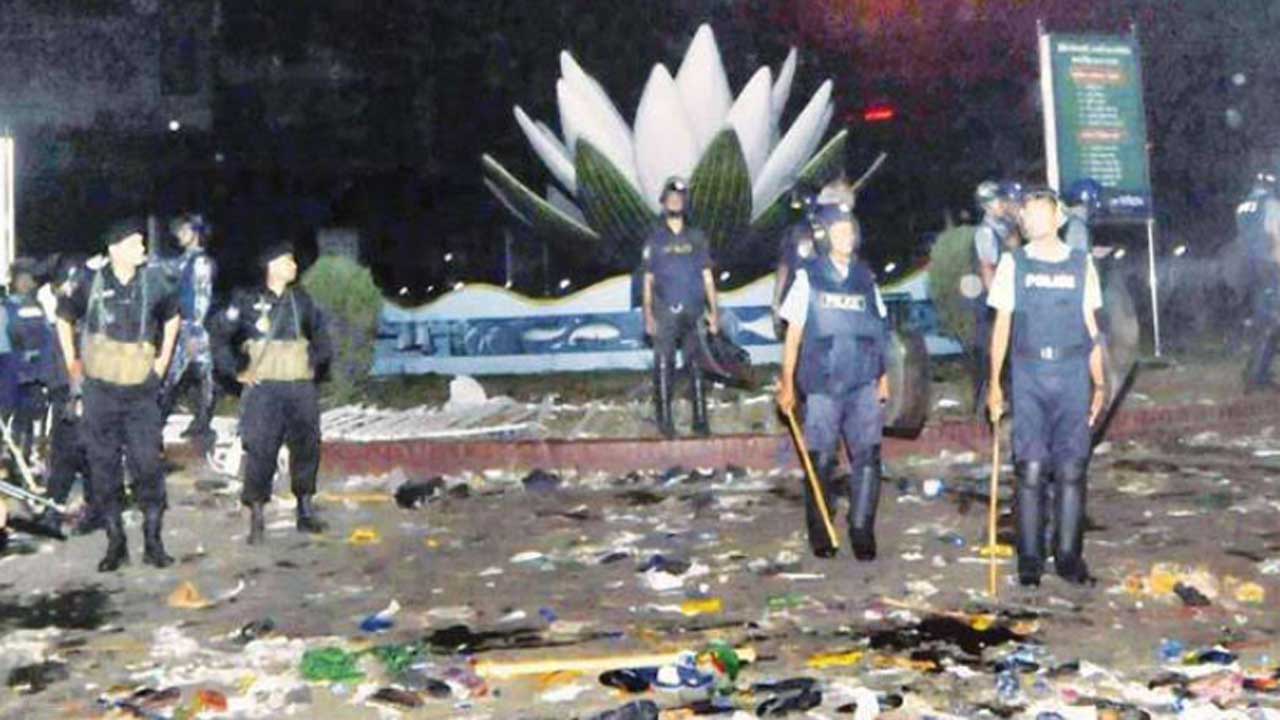শাপলা চত্বরে গণহত্যা : প্রতিবেদন দাখিলে তিন সপ্তাহ সময় পেল প্রসিকিউশন