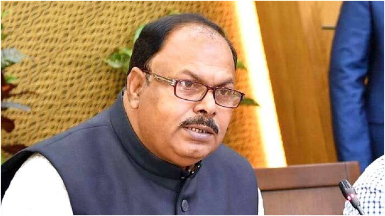 সাবেক প্রতিমন্ত্রী জাকিরের স্ত্রী-সন্তানের দেশত্যাগে নিষেধাজ্ঞা