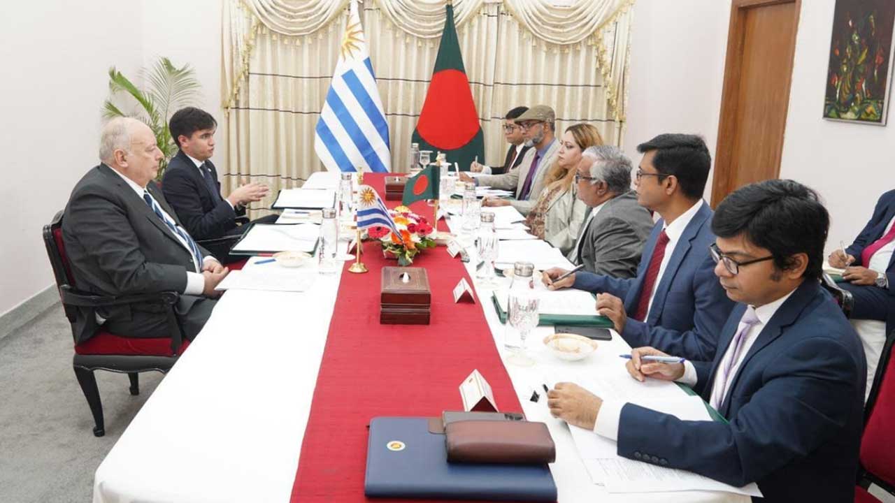 প্রথম রাজনৈতিক পরামর্শক সভা করলো বাংলাদেশ-উরুগুয়ে