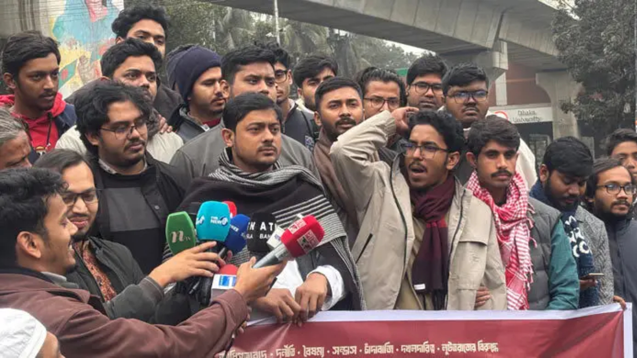 অনেক লুটতরাজ, অর্থ পাচারকারী বিভিন্ন অফিসে গিয়ে সেজদা দেওয়া শুরু করেছ : নাসীরুদ্দীন পাটওয়ারী