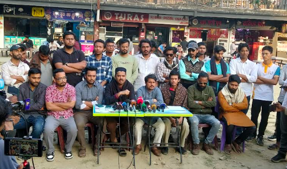 মেয়রের পদত্যাগের আল্টিমেটাম, সিএমপির দায় এড়ানোর বিজ্ঞপ্তি প্রত্যাখ্যানে এনসিপির সংবাদ সম্মেলন
