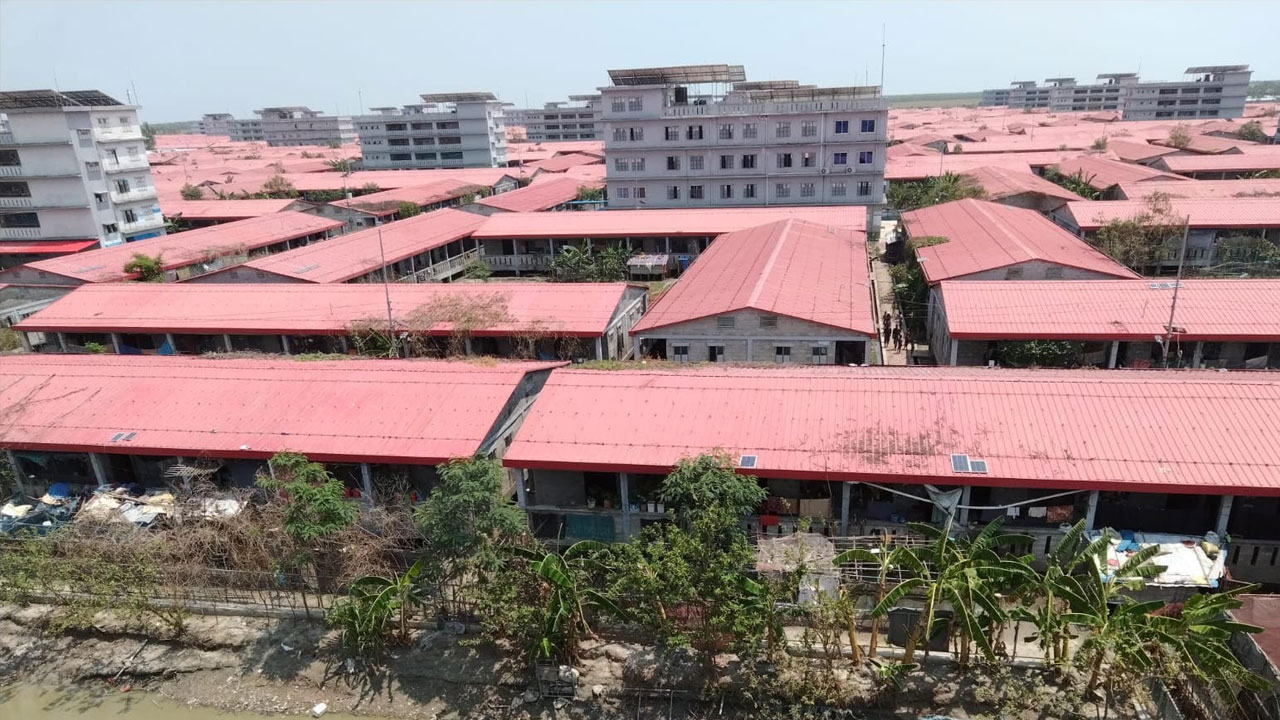 ভাসানচর হাতিয়ার নয় সন্দ্বীপের, ক্ষোভে ফুঁসছেন নোয়াখালীবাসী
