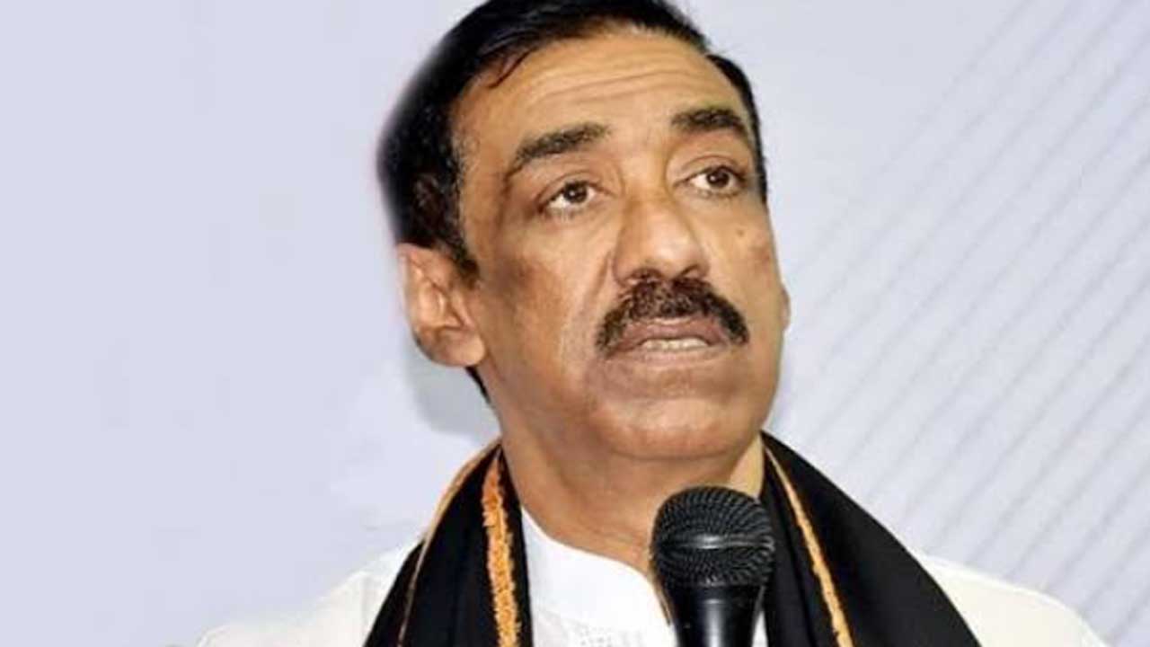 মানবতাবিরোধী অপরাধ : শামীম ওসমানসহ ১২ জনের বিরুদ্ধে গ্রেপ্তারি পরোয়ানা