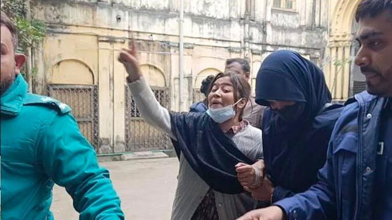 জুলাই যোদ্ধা তাহরিমা জান্নাত সুরভীকে দুই দিনের রিমান্ড