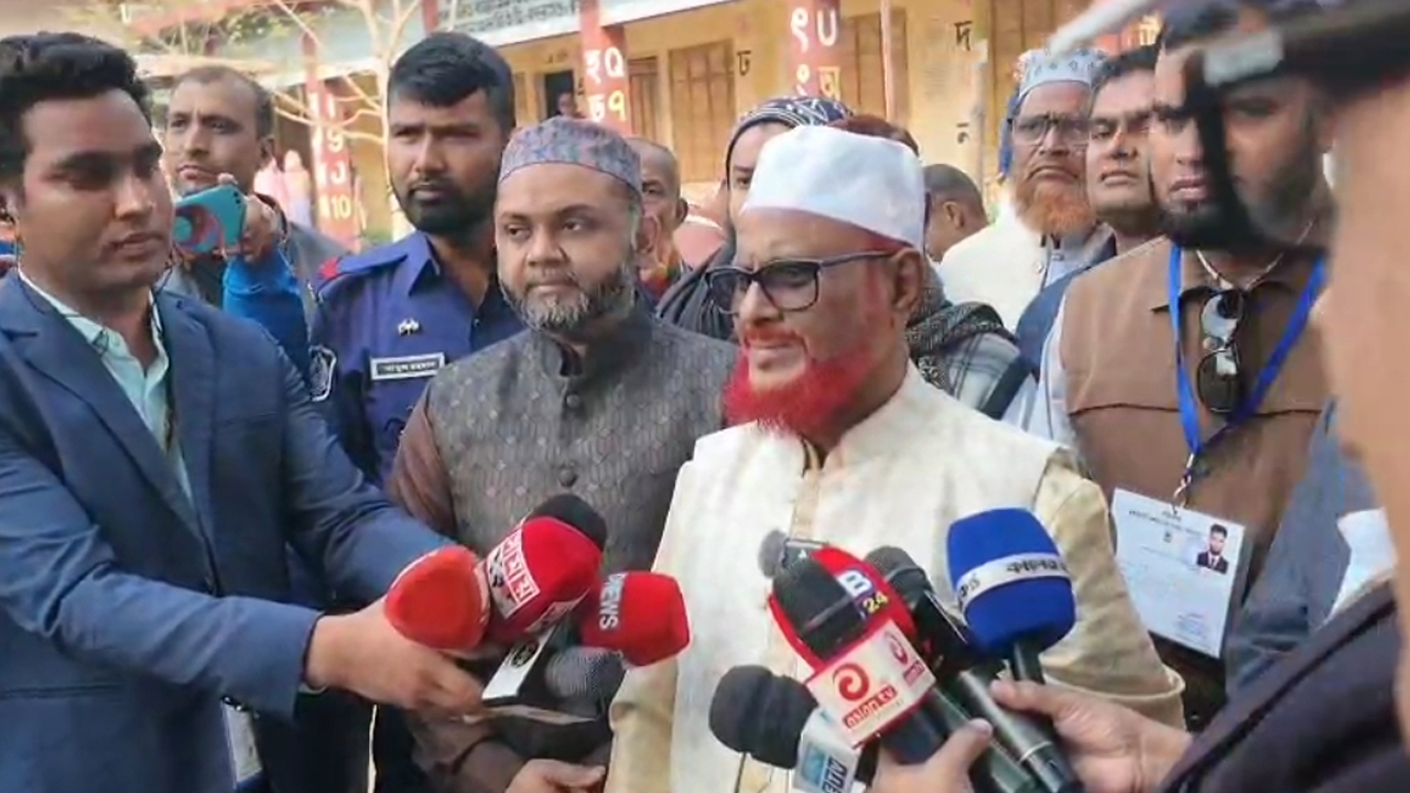 প্রশাসন পুরোপুরি নিরপেক্ষ নয় : এটিএম আজহারুল