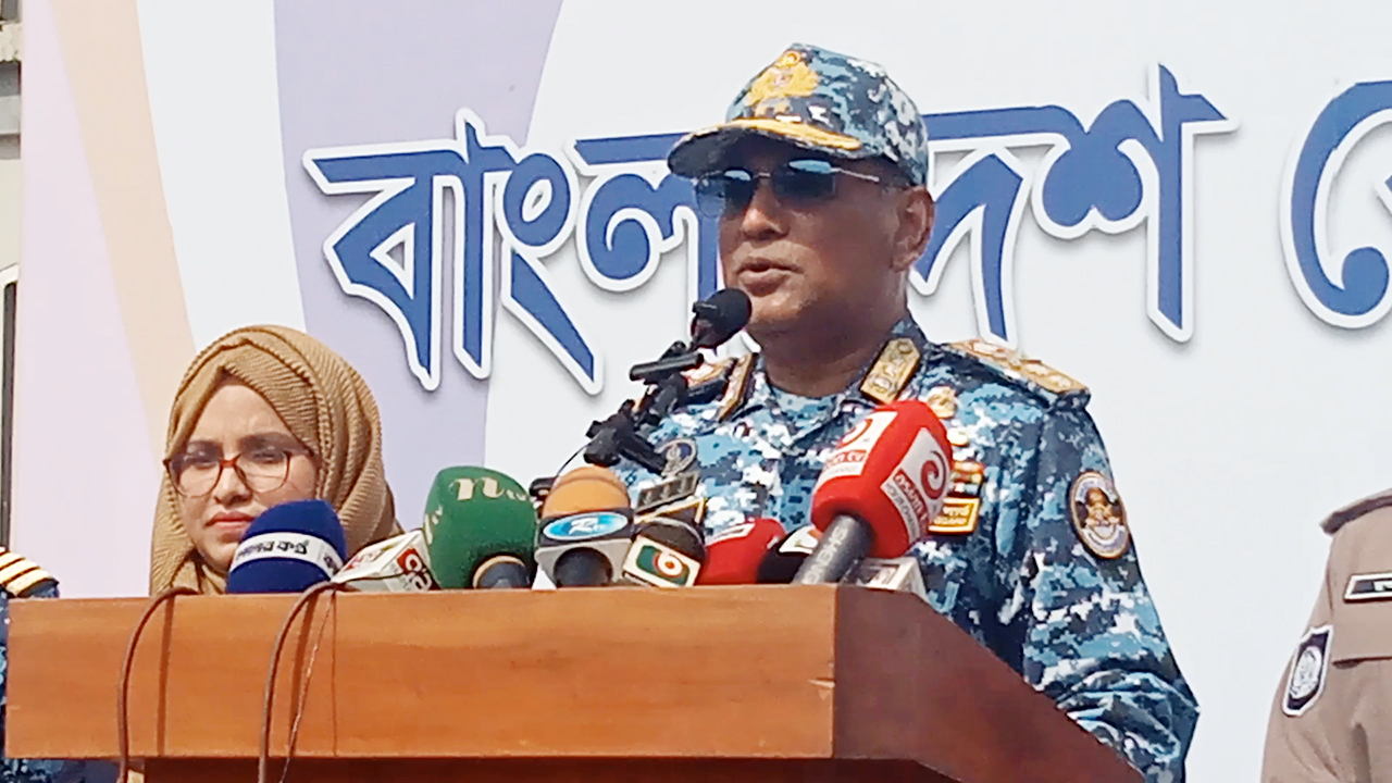 ত্রয়োদশ জাতীয় সংসদ নির্বাচন : সারাদেশে সাড়ে ৩ হাজার কোস্টগার্ড মোতায়েন থাকবে : মহাপরিচালক