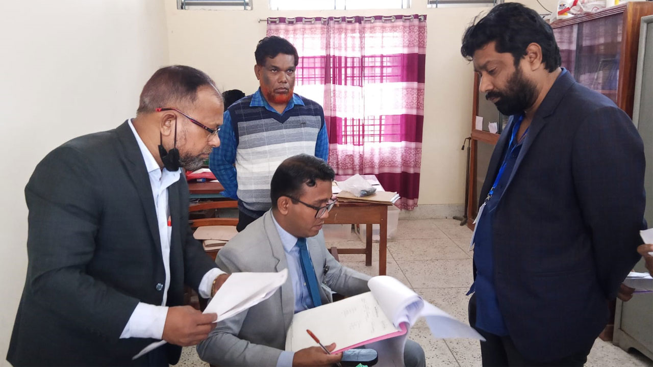 ফরিদপুরে বিএনপির পোলিং এজেন্টকে জরিমানা