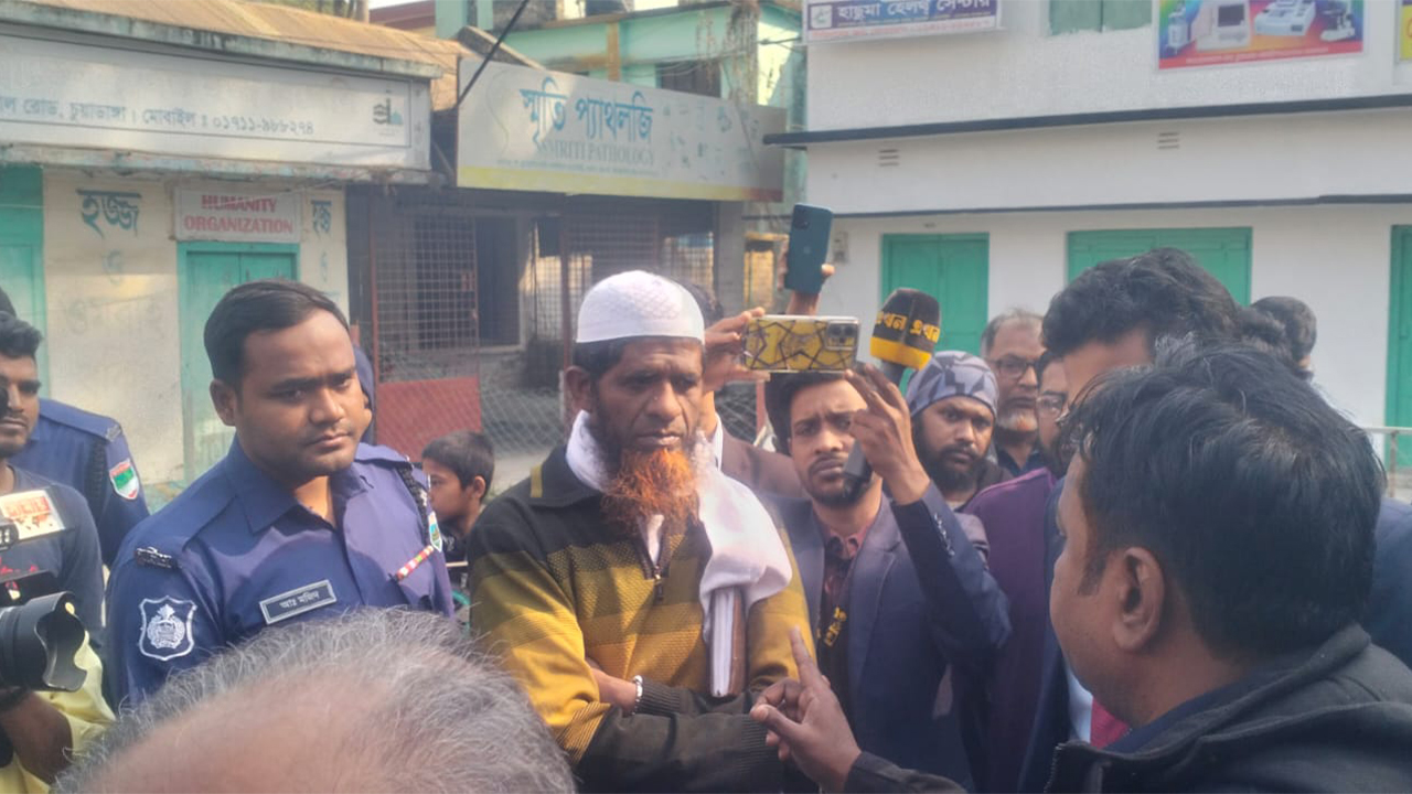 চুয়াডাঙ্গায় জামায়াত নেতা আটক
