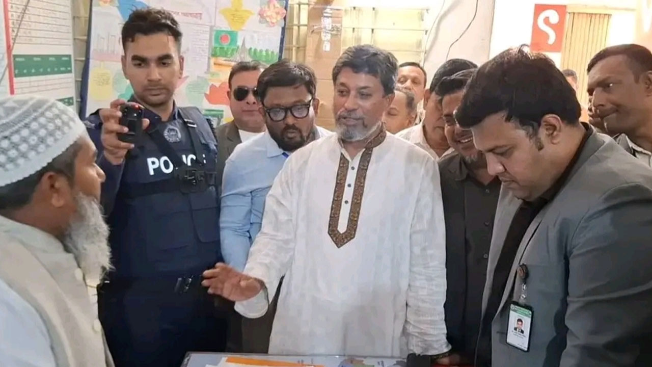 মাদারীপুরে রেজাল্ট শিটে স্বাক্ষর, প্রিসাইডিং অফিসারের বিরুদ্ধে ব্যবস্থা