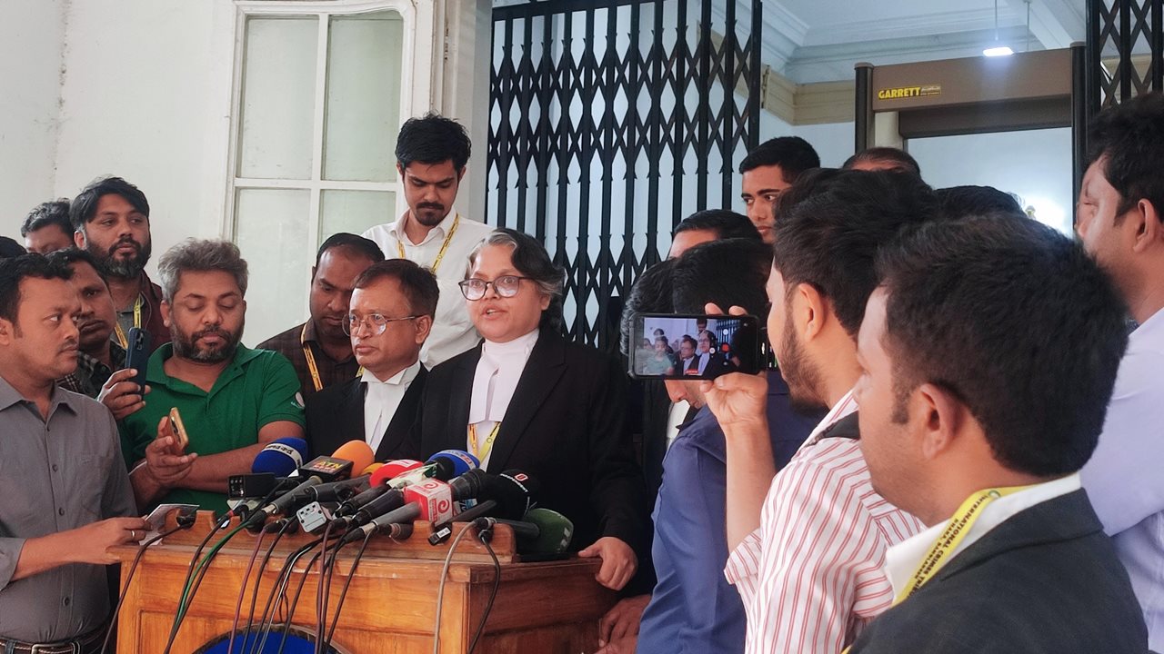 সেনাবাহিনীকে নিয়ে গিবত গেয়েছেন ইকবাল করিম : জিয়াউলের আইনজীবী