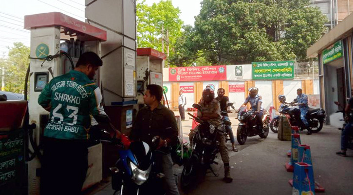 অধিকাংশ পাম্পে মিলছে জ্বালানি, কমেছে অপেক্ষা