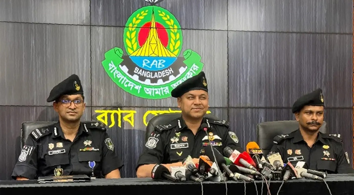 টেন্ডার নিয়ে দ্বন্দ্বে ভয় দেখাতে চিকিৎসককের ওপর ভাড়াটে সন্ত্রাসী দিয়ে হামলা