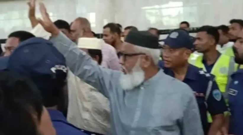 ভিডিও ভাইরাল : সেই বিচারপতিকে বিচারকাজ থেকে সরিয়ে দিলেন প্রধান বিচারপতি