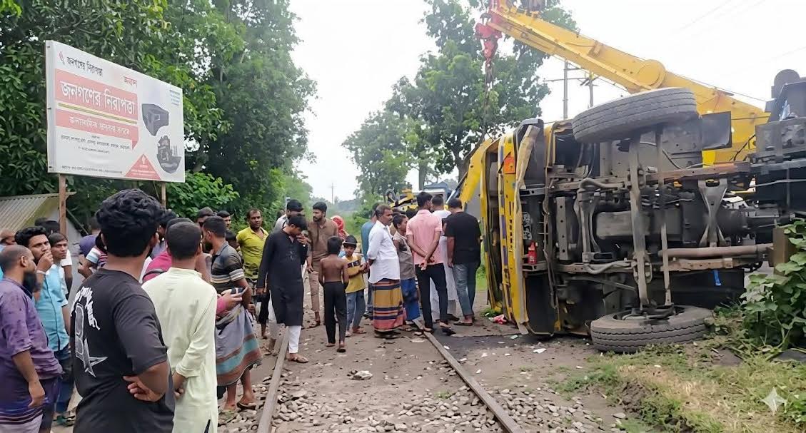 যশোরের অভয়নগরের নওয়াপাড়া ভাঙাগেটে ট্রেন-ট্রাক সংঘর্ষ, নিহত-১