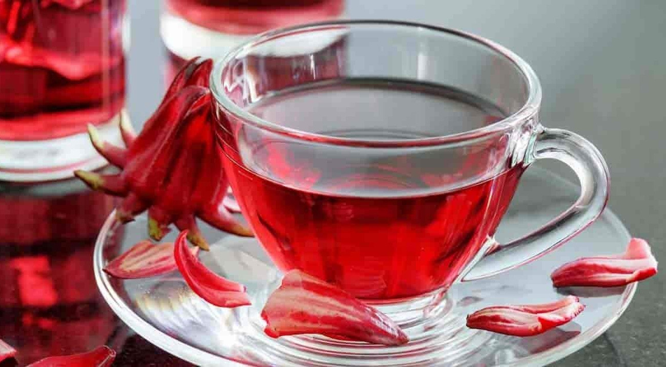 লাইফস্টাইলে নতুন ট্রেন্ড রোজেলা চা