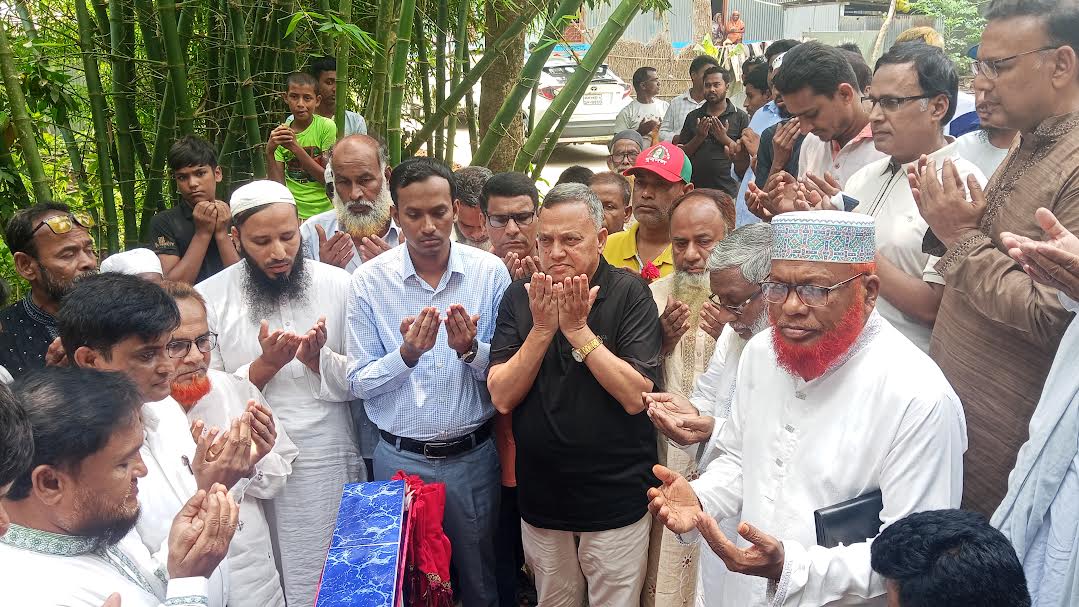 সিরাজগঞ্জে ছোনগাছায় এইচবিবি রাস্তার ভিত্তিপ্রস্তর স্থাপন করলেন এমপি সেলিম রেজা
