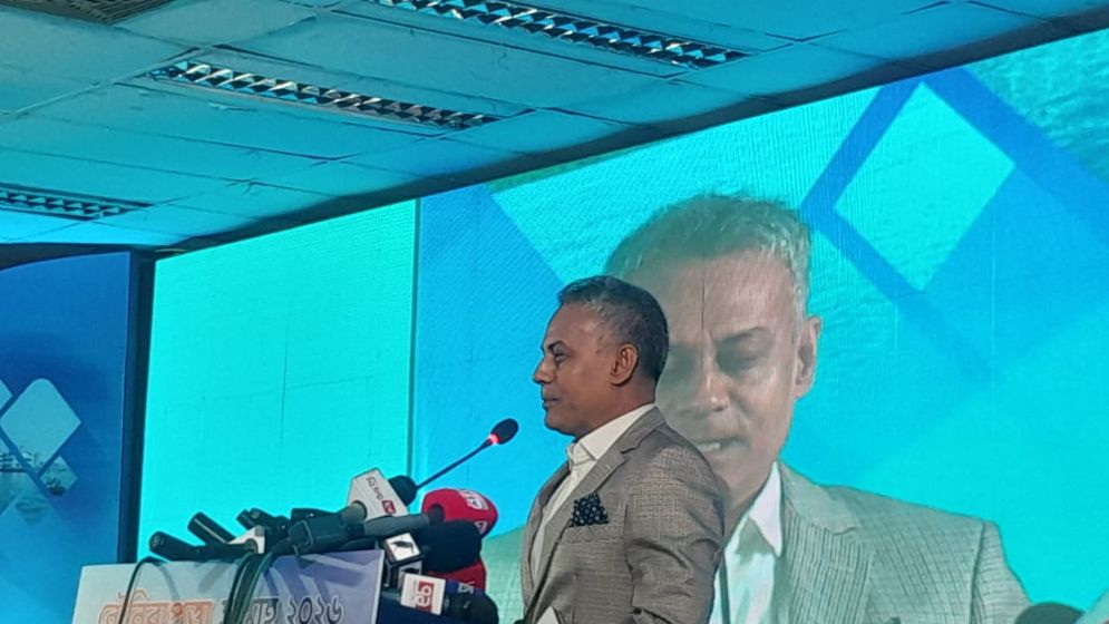ঈদযাত্রা নির্বিঘ্ন করতে সব ধরনের ব্যবস্থা নিশ্চিত করা হচ্ছে : সেতুমন্ত্রী