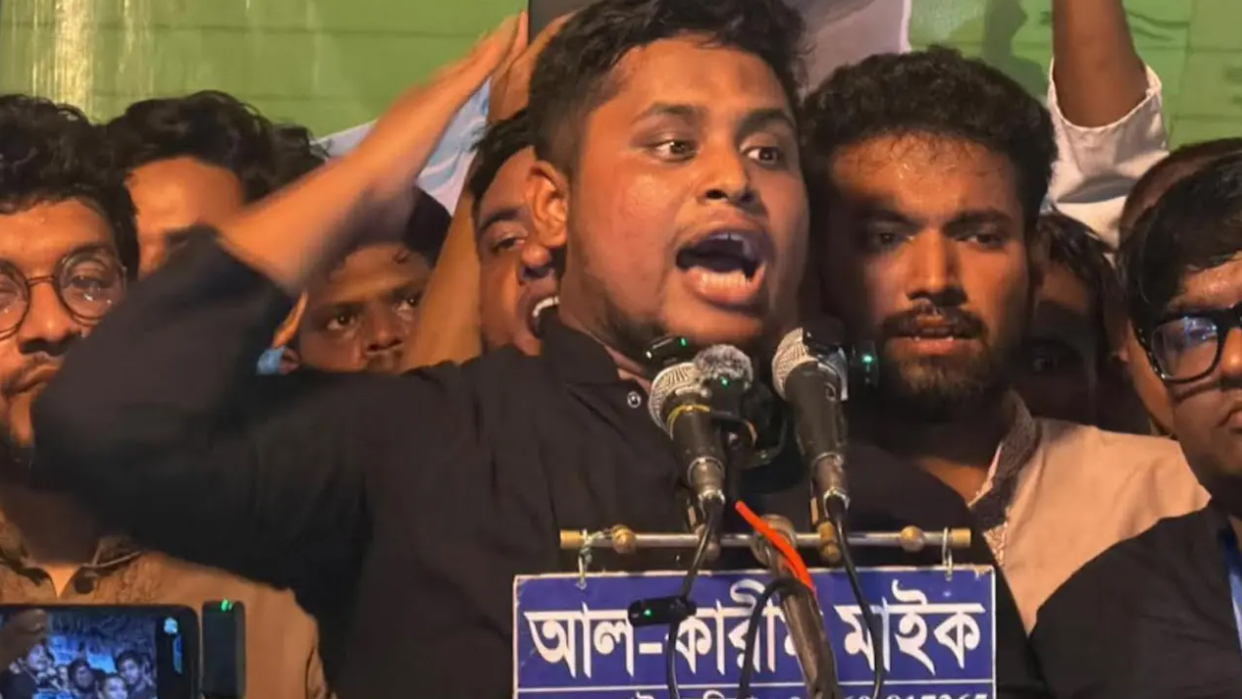 সরকারের কাছে ‘জাস্টিস কার্ড’ চাই : হাসনাত আবদুল্লাহ