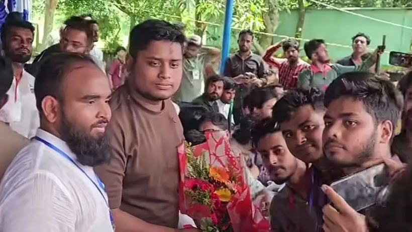 আইনশৃঙ্খলার এই ধারা অব্যাহত থাকলে সরকার নাই হয়ে যাবে : হাসনাত আবদুল্লাহ
