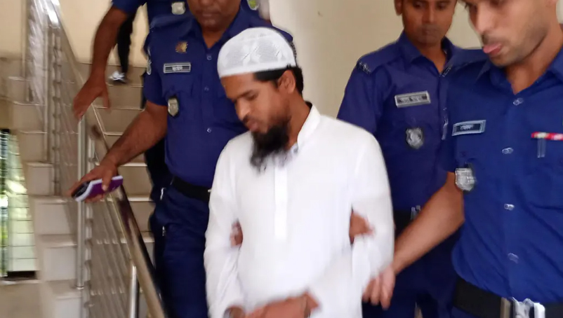 মাদরাসাছাত্রী ধর্ষণ ও অন্তঃসত্ত্বা : সেই শিক্ষক ৩ দিনের রিমান্ডে
